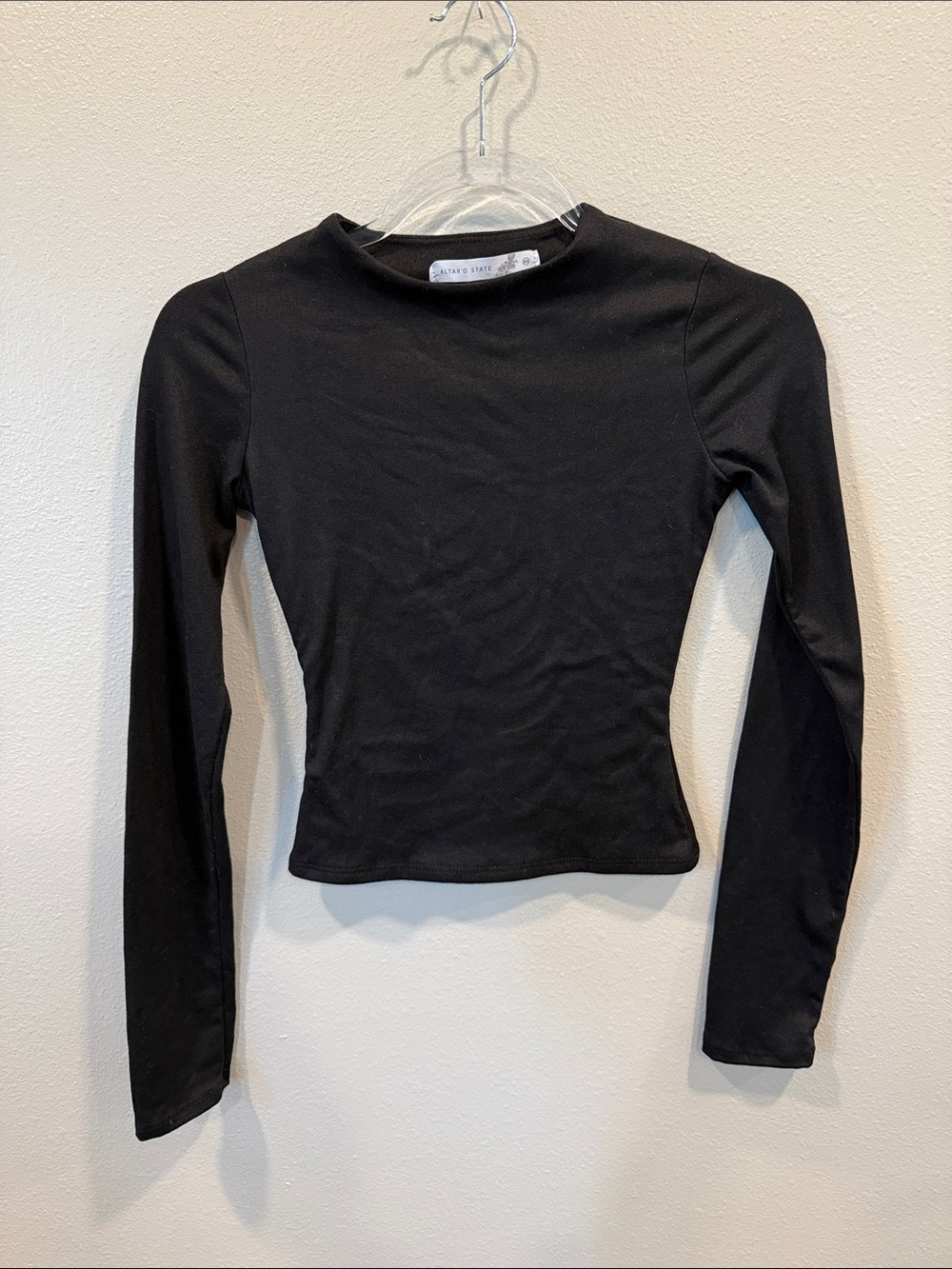 Altar'd State Black Long-Sleeve Crewneck Top